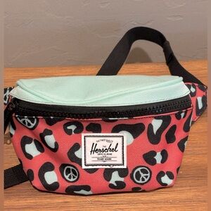Brand new Herschel Leopard Print Fanny Pack/Belt Bag